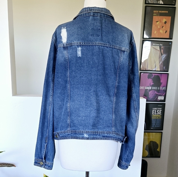 New One 5 One Distressed Denim Trucker Jacket Medium Wash 2X Plus - Picture 8 of 11